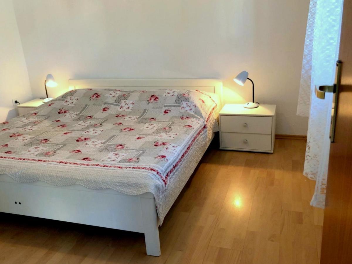 Miramar Gardenn Apartmment Banjol Zewnętrze zdjęcie