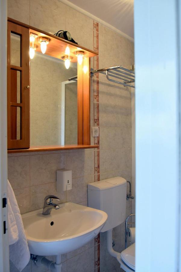 Miramar Gardenn Apartmment Banjol Zewnętrze zdjęcie