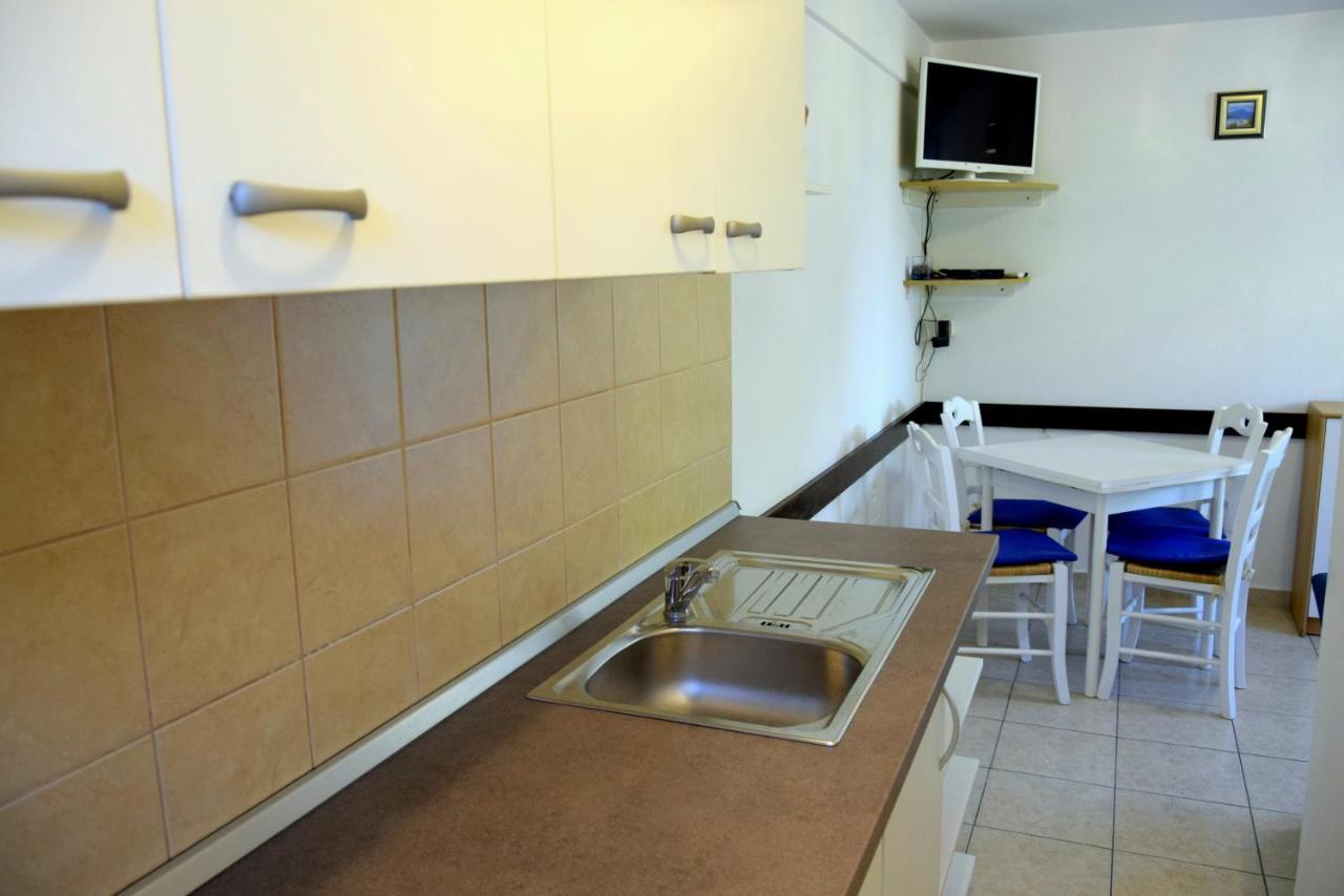 Miramar Gardenn Apartmment Banjol Zewnętrze zdjęcie