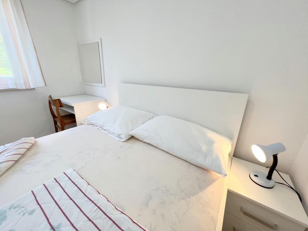 Miramar Gardenn Apartmment Banjol Zewnętrze zdjęcie